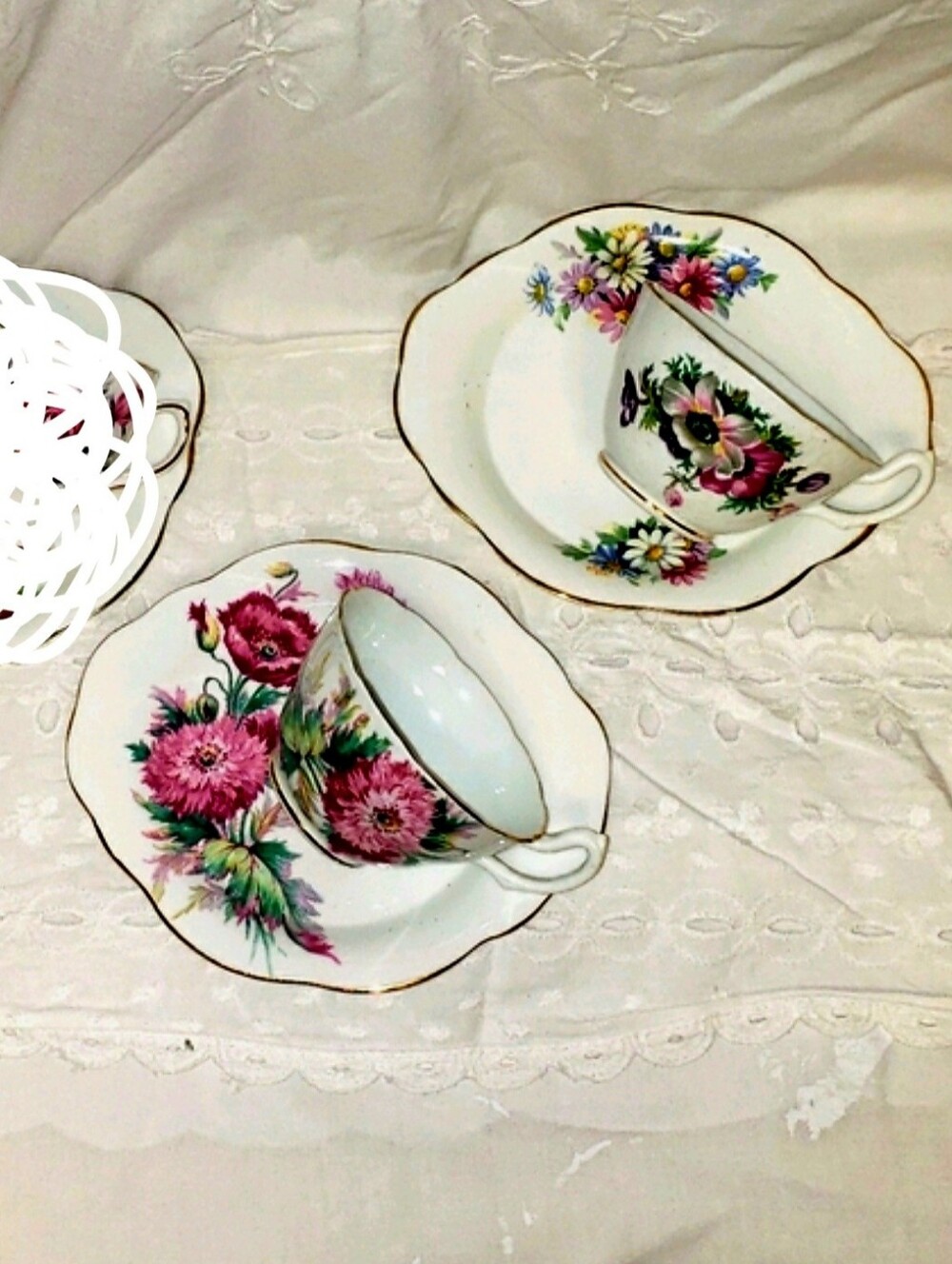 Royal stuart/Vale tea cup & saucer sets